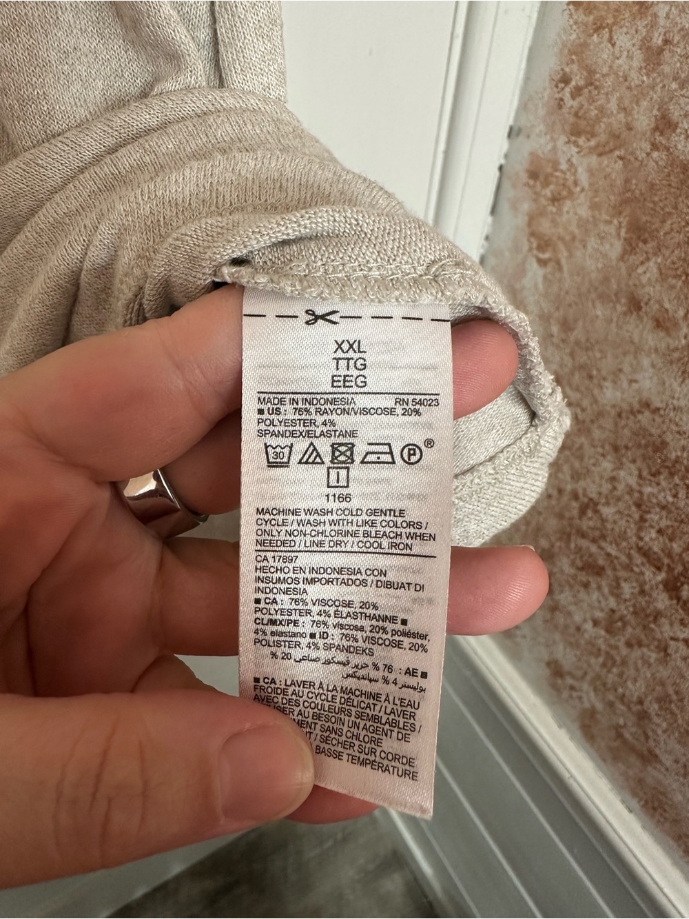 Old Navy Basic - Picture 4 of 4
